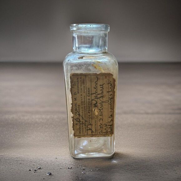 Antique Medicine Bottle with Original Label - Vintage Apothecary Glass from Dr. - Picture 1 of 5